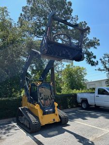 รถตักล้อยางจอห์นเดียร์ 333 พี ราคาประหยัด พร้อมหัวบดไม้สำหรับงานป่าไม้ - Product Image 4