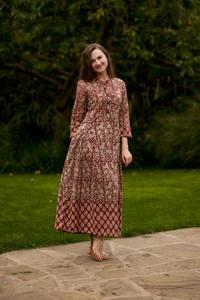 Robe Colette Imprimée à la Main, Style Bohème, Coupe Trapèze, Rouge Crème, Pur Coton, Robe de Vacances - Product Image 4