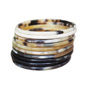 กำไลเขาควายธรรมชาติเป็นมิตรกับสิ่งแวดล้อมบรรจุภัณฑ์แฟชั่นออกแบบได้ตามต้องการกำไลเขาวัวดีไซน์ธรรมชาติ - Product Image 5