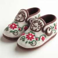 Chaussons d'extérieur faits main en laine feutrée avec motifs cerf, blaireau et mouton - Légers, en cuir véritable, antidérapants, doux et confortables