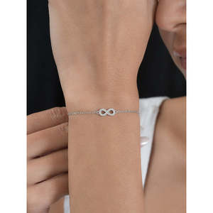 Pulsera y brazalete de plata con diamantes - Product Image 1