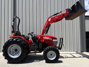 จัดส่งฟรีรถแทรคเตอร์ X1.45 Mccormick ฟาร์มพร้อมถังโหลด225hrs 4x4เครื่องยนต์ดีเซล45HP 540 PTO 3 POINT Hitch - Product Image 3