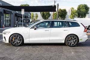 SUPER LIMPIO, CONDUCCIÓN IZQUIERDA/DERECHA, VOLVO V60 RECHARGE T8 POLESTAR ENGINEERED 2023, LISTO PARA ENVIAR - Product Image 4