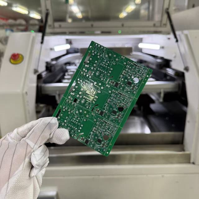 High-Quality PCBA 1.6mm FR-4 SMT & DIP Assembly Multi-Channel IoT & Industrial Control Modules
