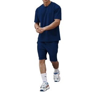 Conjunto de ropa deportiva de 2 piezas con logotipo personalizado para hombre, pantalones cortos de entrenamiento y jogging de verano y camisetas impresas por sublimación - Product Image 5