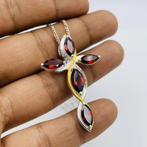 Bijoux chrétiens vintage en argent Sterling 925 faits à la main pendentif à facettes en diamant grenat naturel pour les mariages hommes femmes et enfants - Product Image 2