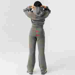 Fabricant sur mesure OEM Ensemble sweat-shirt à capuche 2 pièces et pantalon de jogging pour femmes - Product Image 5