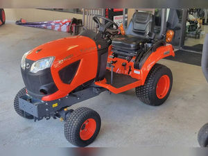 Kubota BX Série 1880 Tracteur à roues diesel compact 4WD d'occasion pour l'aménagement paysager et l'agriculture - Product Image 6
