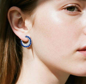 Boucles d'oreilles créoles de luxe en saphir bleu pour femme, plaquées or blanc, avec pierre précieuse ovale et pavé de diamants, bijoux de mariage - Product Image 4