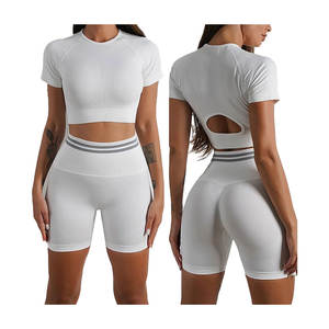 Conjunto de Top corto y pantalones cortos de talla grande para mujer de verano 2025, conjunto de ropa de manga corta por encima de la rodilla de dos piezas para primavera - Product Image 4