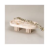 Plateau de service festonné à bijoux en marbre travertin beige personnalisé