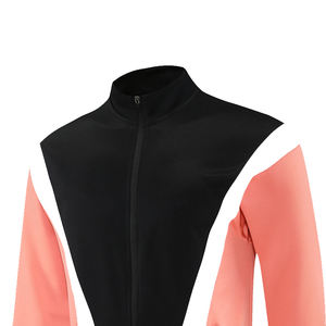 Conjunto Deportivo de Dos Piezas Personalizado al por Mayor para Mujer con Chaqueta con Cremallera y Pantalones Jogger, Perfecto para Deporte o Uso Casual - Product Image 3