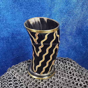 Verre en corne naturelle de qualité supérieure, élégant, fait main, écologique, durable, idéal comme cadeau, article de vaisselle - Product Image 2