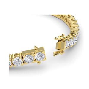 Magasinez un bracelet de tennis en diamant de laboratoire rond et glamour pour femmes, parfait pour les événements élégants et les étincelles quotidiennes. - Product Image 3