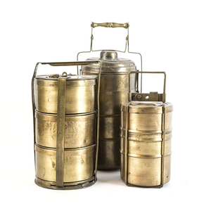 Fiambrera de cobre Tiffin de 2 niveles Tiffin de metal Diseño maravilloso Forma redonda Caja de cobre Tiffin para picnic con asa al por mayor - Product Image 6