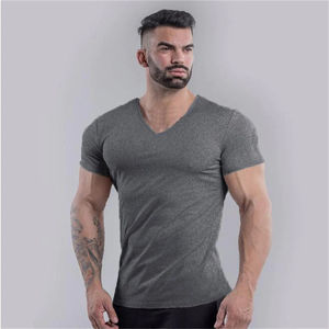 Vente en gros T-shirt tricoté en coton 100% de qualité supérieure pour garçons, col en V surdimensionné avec broderie au design de logo personnalisé pour les bodybuilders - Product Image 4