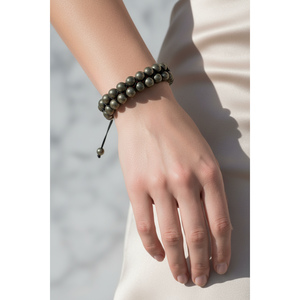 Bracelet en pierre naturelle Pyrite 8 mm à double rangée en macramé - Product Image 3