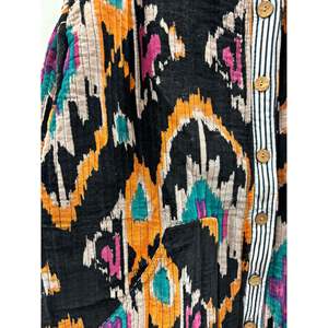 Chaqueta Acolchada de Algodón con Estampado Ikat Otoñal, Colección Noir Ikat - Product Image 2
