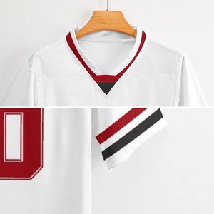 เสื้อฟุตบอลสีขาวแดงพรีเมียม เนื้อผ้าระบายอากาศ แห้งเร็ว ประสิทธิภาพสูง รับผลิตชุดทีมตามสั่ง สีและขนาดตามต้องการ ผู้ผลิต OEM ODM - Product Image 5