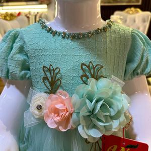 2024 nouveau gros coton imprimé épaules nues enfants filles robe élégante pour enfants filles robe. - Product Image 5