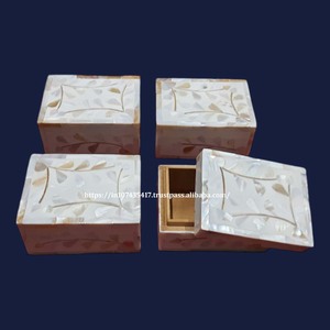 กล่องของขวัญไม้ฝังกระดูกไข่มุกสีขาวสำหรับตกแต่งช็อกโกแลตกล่องขนาด10x7.5ซม. - Product Image 2