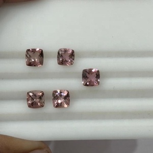 Piedras sueltas de turmalina Rosa natural con corte de cojín al por mayor cristal ovalado facetado para la fabricación de joyas de 3mm de altura en venta - Product Image 3