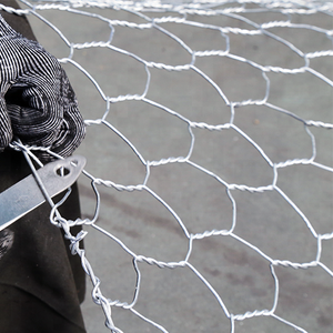 Panier <span class=keywords><strong>gabion</strong></span> hexagonal en fil de fer galvanisé à chaud 3,05 mm, mailles 80x100 mm, 2x1x1 m, <span class=keywords><strong>pour</strong></span> contrôle des inondations et mur de soutènement en <span class=keywords><strong>pierre</strong></span> - Product Image 4