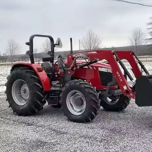 Tracteur agricole 4x4 Massey Ferguson 4702 haute productivité avec cabine - Product Image 2