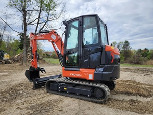 รถขุดขนาดเล็ก Kubota KX040-S แบบตีนตะขาบ พร้อมบุ้งกี๋ขนาด 0.09 ลูกบาศก์เมตร สำหรับงานก่อสร้าง - Product Image 6
