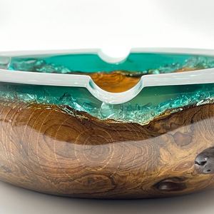 Cenicero de resina de madera de diseñador recién llegado Cenicero secreto de estilo clásico hecho a mano hermoso y elegante - Product Image 3
