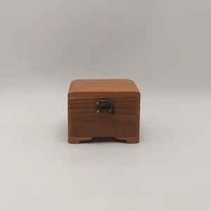 Boîte à bijoux en noyer noir naturel de haute qualité pour le stockage - Product Image 3