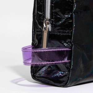 Bolsa de almacenamiento de cosméticos de moda de fábrica BSCI, cremallera, logotipo personalizado, características impermeables, tela Tyvek de papel de neopreno de nailon de seda - Product Image 2