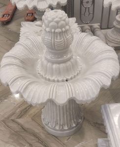 Fontaine d'eau extérieure de haute qualité sculptée à la main en marbre avec élément décoratif en pierre naturelle - Product Image 3