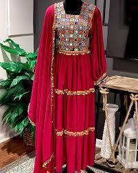 Vestido Kuchi amarillo elegante ligero para fiesta de boda y materiales duraderos en ropa Kuchi con precios súper mayoristas - Product Image 3