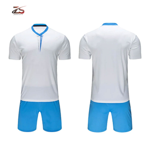Uniforme de fútbol 100% Uniforme de camiseta de fútbol de poliéster suave y cómodo hecho en Pakistán - Product Image 4