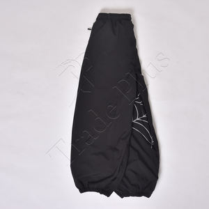 Pantalon de neige imperméable noir personnalisé OEM avec impression de toile d'araignée réfléchissante, taille ajustable, doublure chaude et poignets élastiques - Product Image 3