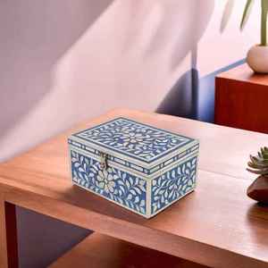 Boîte à bijoux incrustée d'os en bois de haute qualité avec stockage de bijoux et de cadeaux de couleur personnalisée-Intérieur doux pour articles délicats - Product Image 1