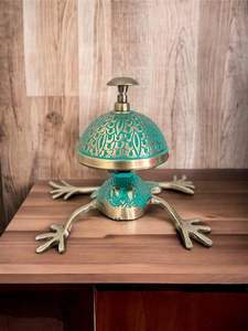 Diseño de rana decorativa náutica Mesa de recepción de latón Campana de escritorio y artículo de regalo Escritorio de oficina Campana de llamada-Verde - Product Image 5