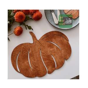 Sous-plat en bois fin et léger en forme de feuille pour la décoration de restaurant, vente en gros au Vietnam - Product Image 3