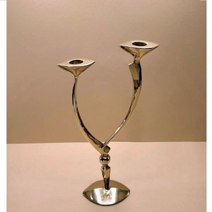 Bougeoir en métal finition antique bougeoir pour éclairage et décoration de la maison ensemble bougeoir décoratif élégant - Product Image 6