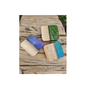 Posavasos de resina de madera Posavasos de resina de forma cuadrada para bebidas color verde y azul cielo gran oferta - Product Image 1