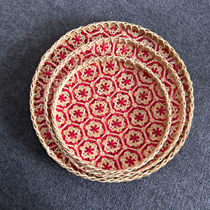 Bandeja Redonda de Bambú Tejida con Patrón Hexagonal - Product Image 1