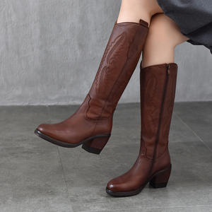รองเท้าบูทหนังกลับเทียมแบบนิ่ม ส้นบล็อก สำหรับผู้หญิง สวมใส่สบายเหนือเข่า สไตล์ขี่ม้า - Product Image 1