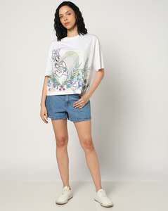 T-shirt ample et surdimensionné pour femmes, coupe carrée, fabricant de t-shirts OEM, style streetwear, avec impression ou broderie de logo - Product Image 4