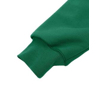 เสื้อฮู้ดผู้ชายแบบสวมหัวมีฮู้ดพิมพ์ลายโลโก้ตามสั่ง - Product Image 4