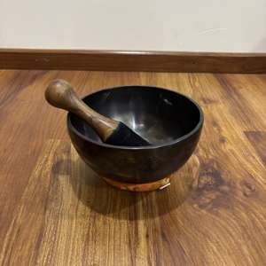 Pratique quotidienne artisanale bol sonore en métal thème Chakra alignement du bouddhisme pour la méditation artisanat en métal de qualité supérieure - Product Image 1