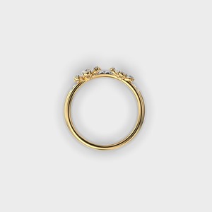 Bague ouverte à double bande en or jaune/blanc et rose 18 carats avec diamants cultivés en laboratoire certifiés IGI, de forme ronde et poire, sertie de diamants pavés - Product Image 4