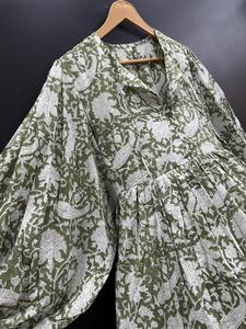 ชุดเดรสผ้าคอตตอนพิมพ์ลายบล็อกแขนพองมีพู่สำหรับออกข้างนอกลำลอง - Product Image 4