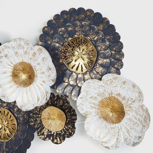 Panel de Arte de pared de Metal de hierro con diseño de flores colgante decorativo para el hogar al aire libre de lujo para uso Interior - Product Image 3