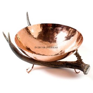 Tazón de decoración para servir y decorar artículos de comida pulidos plateados de Metal de acero inoxidable con textura elegante única con tapa superior de diseñador de mariposas - Product Image 5